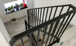 Prosta barierka na schody krok po kroku. Uniknij kosztownych błędów!